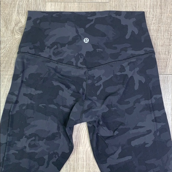 Lululemon Athletica Black Gray Camo Legging Jogger - Picture 9 of 11
